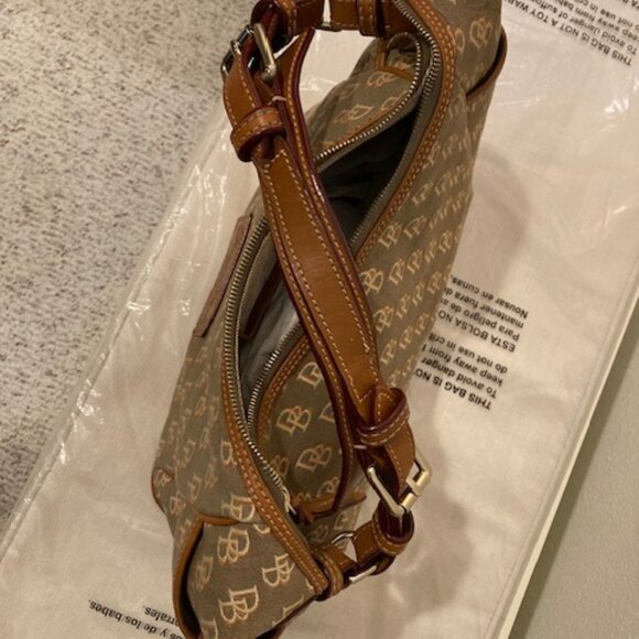 DOONEY & BOURKE Handbag Purse - Picture 7 of 13